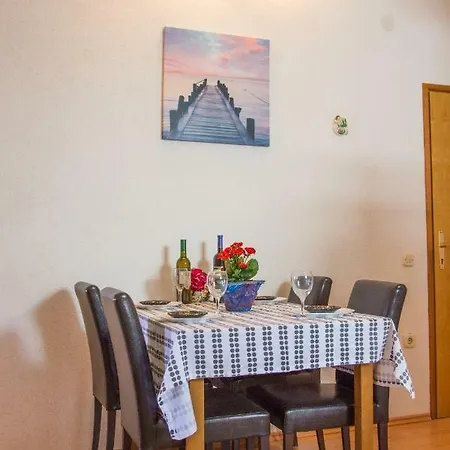 Alaburic Apartment